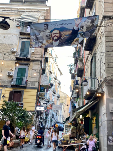 Others 5, B&b Napoli da vivere, Napoli