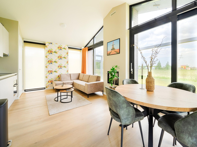 Living room 3, Tranquil Holiday Home With Views, Alkemade