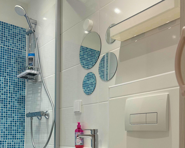 Bathroom 5, Apartment in Pellingen Near Trier, Trier