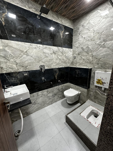 Bathroom, Hotel Royal Suites Plus, Ajmer