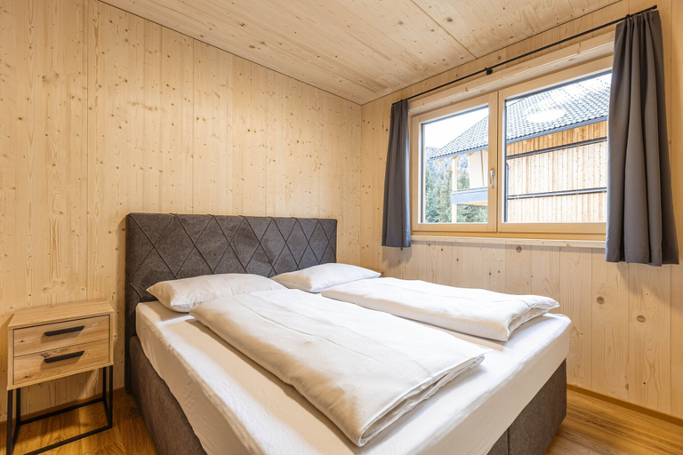 Room 5, Apartment in Oberwölz by Ski Slopes, Murau