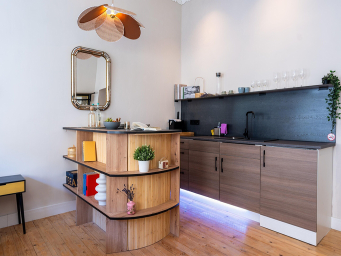 Private kitchen 2, Modern Apartment in Koblenz Near Mosel River, Koblenz