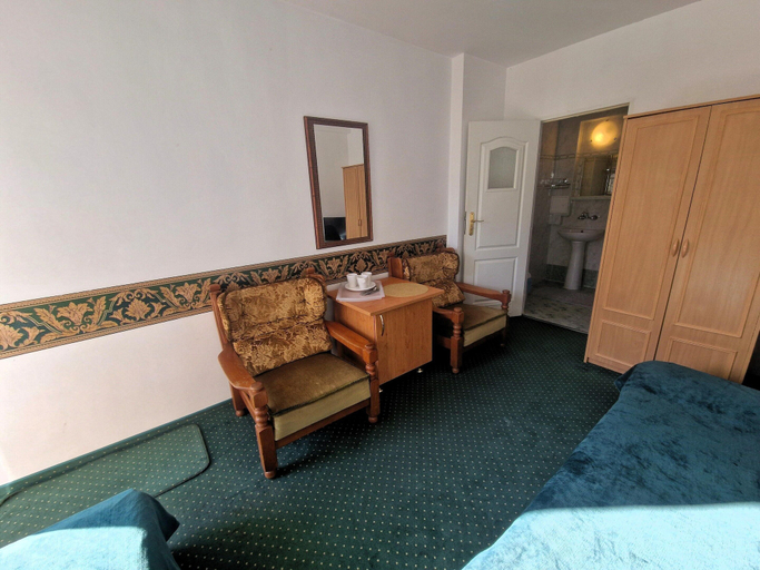 Room 4, Comfortable Double Room by the Promenade, Kamień