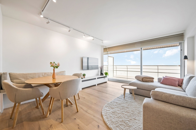 Living room 2, Luxury Sea View Apartment, West-Vlaanderen
