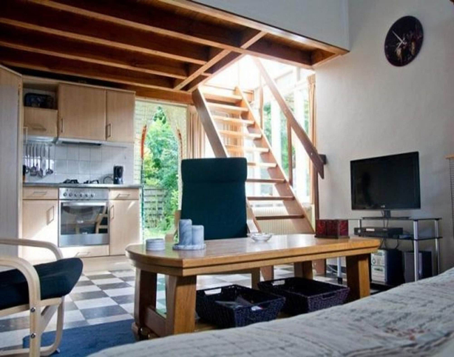 Living room 5, Holiday Home in Petten Near Beach, Zijpe