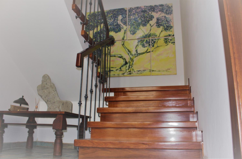 Others 5, Maruru B & B dell'Arte, Macerata