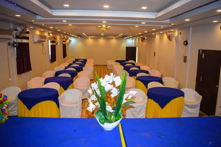 Others 3, Hollywood Palace Resort, Satara