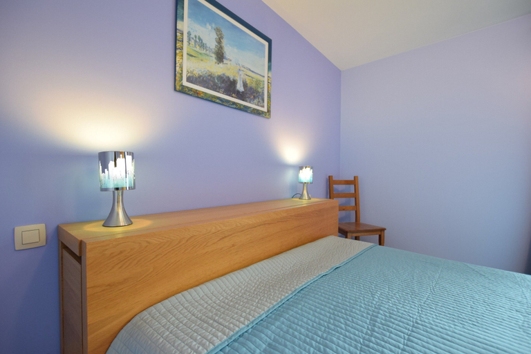 Room 5, Pretty Cottage with 2 Bathrooms near Neufchateau, Luxembourg