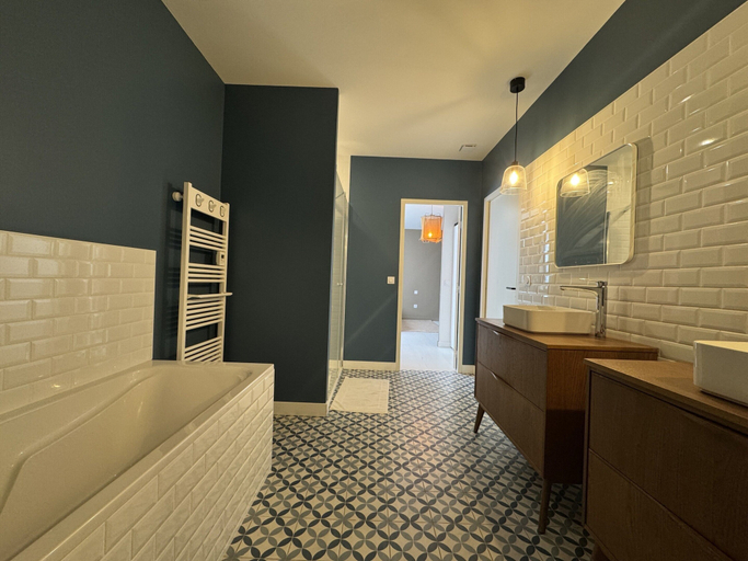 Bathroom 2, Stylish Home Base for Your Adventure, Sarthe