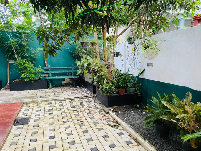 Others 5, The Hidden Gem Polhena, Matara Four Gravets