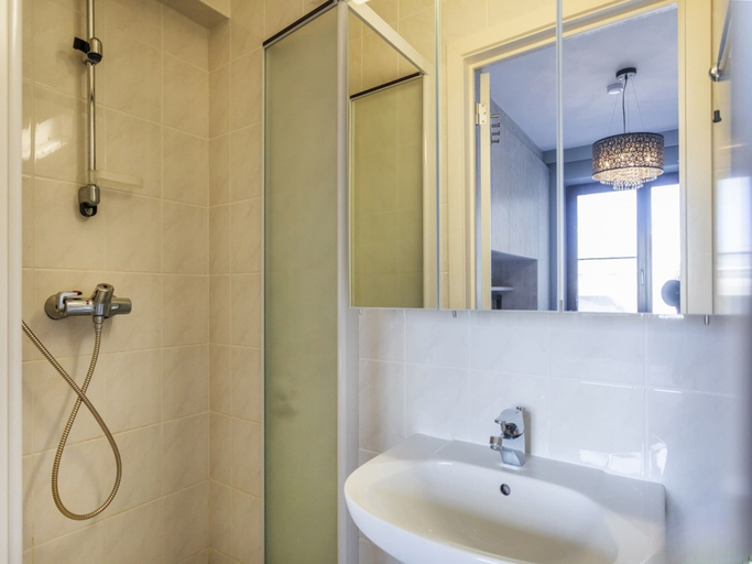 Bathroom 5, Luxurious Flat in Koksijde With sea View, West-Vlaanderen