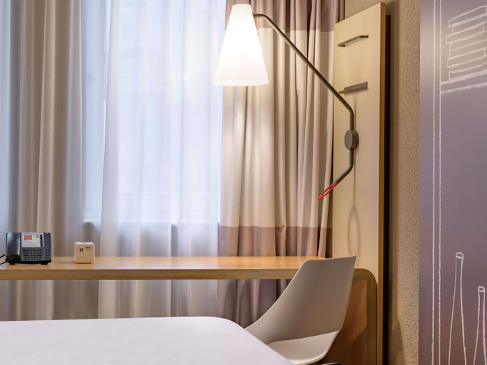 Bedroom 3, ibis Koeln Am Dom, Köln