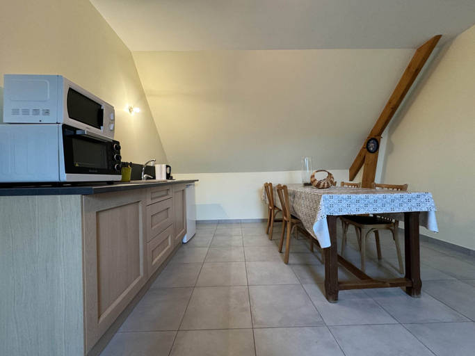 Private kitchen 4, Peaceful Escape in Chaufour-notre-dame, Sarthe