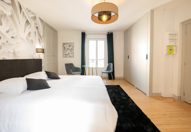 Room 4, Relax & Recharge: Elegant Home With Sauna, Sarthe