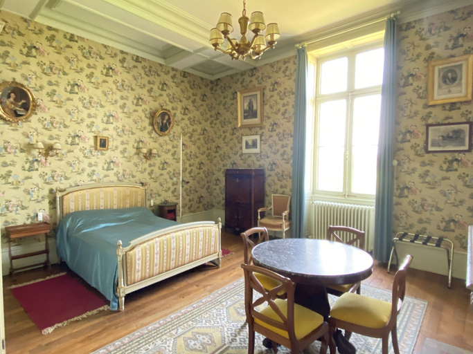 Room 3, Countryside Castle With Concierge Luxury, Sarthe