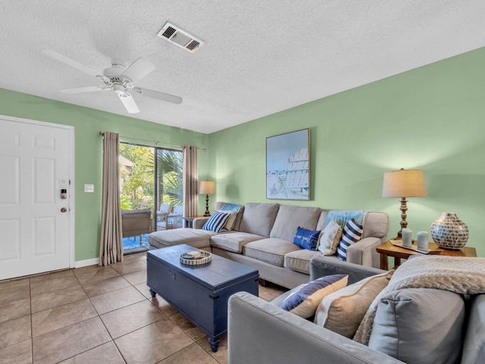 Living area 5, Portside I1- Gulf Palms, Bay