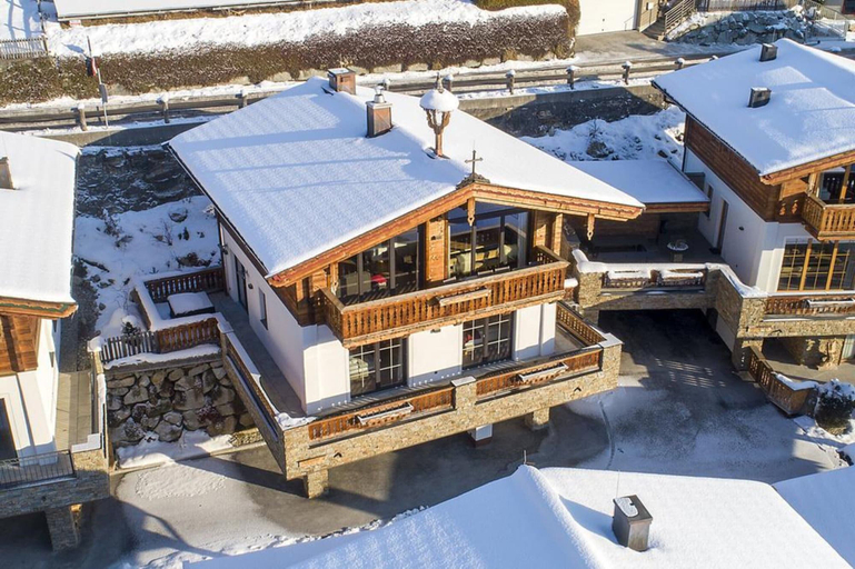 Primary image, Chalet With Sauna and Natural Pool, Zell am See