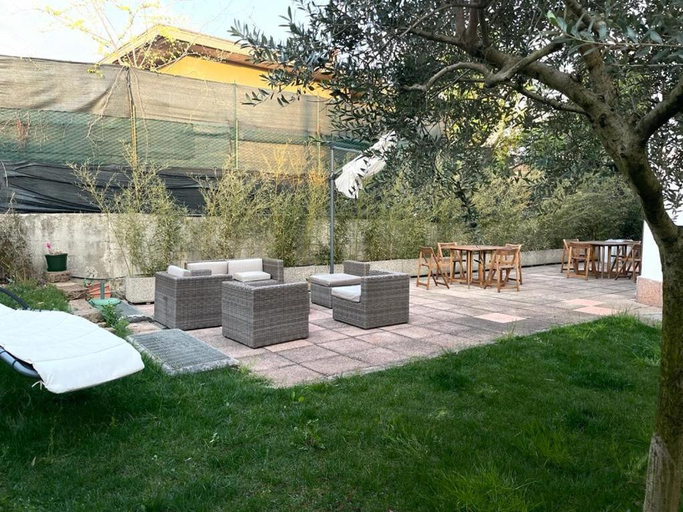 Others 5, La Maison di Amelie, Verona