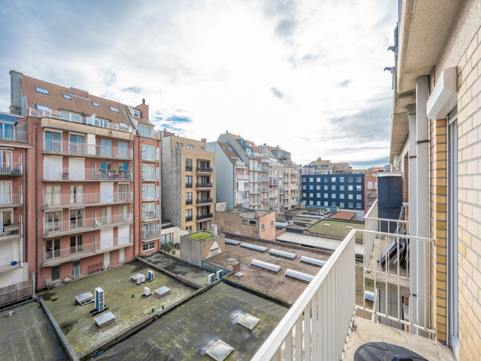 Balcony 4, Sunny Stay by the Seaside, West-Vlaanderen