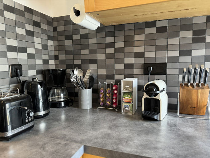 Private kitchen 2, Duplex in Le Mans Near Place D'alger, Sarthe