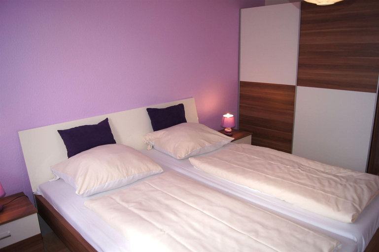 Room 2, Apartment in Winterberg Near Ski Lift, Hochsauerlandkreis