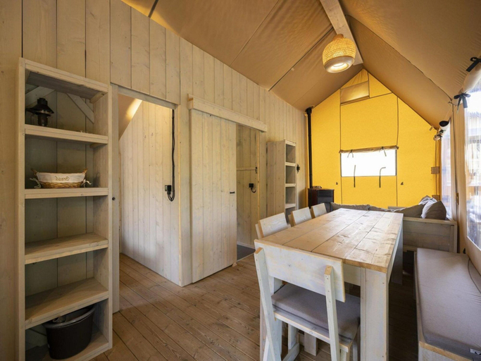 Dining 2, Scenic Glamping in Ardennes, Luxembourg
