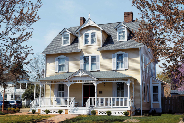 Front of property 5, Armistead House, Williamsburg