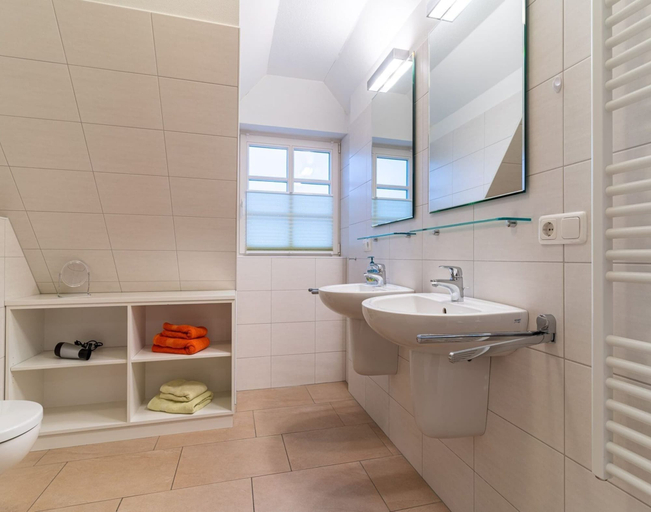 Bathroom 5, Doppelhaushalfte in St. Peter-ording, Nordfriesland