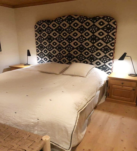 Bedroom 2, Spa Chalet on Ground Floor, Saanen