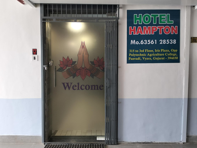 Others 3, HOTEL HAMPTON, Tapi