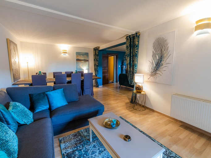 Living room 5, Country House Near Coo Waterfalls With Jacuzzi, Liège