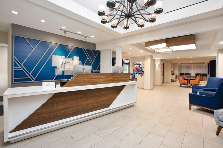 Public Area 5, Holiday Inn Express & Suites GRAND RAPIDS-NORTH by IHG, Kent