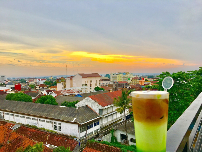Food & Drinks 5, Regantris Malioboro, Yogyakarta