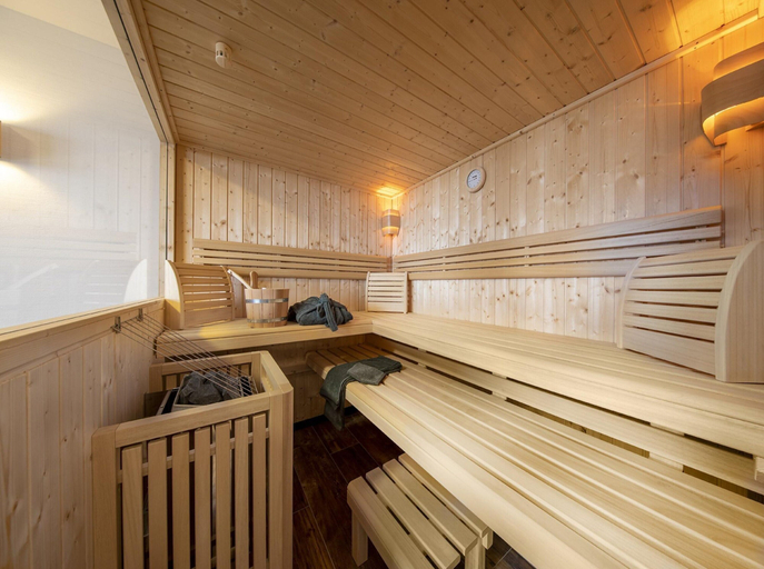 Room 2, Chalet in Neukirchen Near Wildkogel Ski Slope, Zell am See