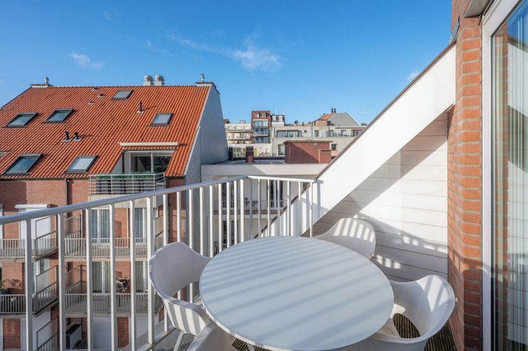 Balcony 2, Apartment on Belgian Coast Near Beaches, West-Vlaanderen
