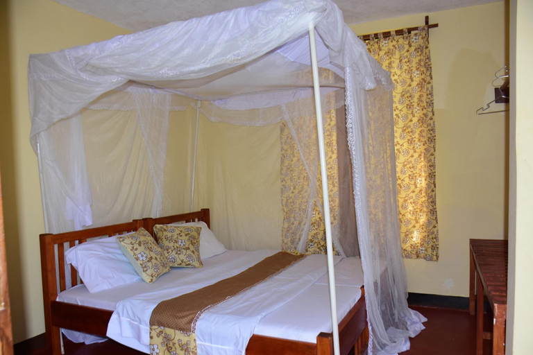 Others 2, Hostel, Meru