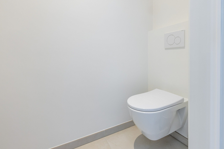 Bathroom 4, Short Text for EN is not Available, West-Vlaanderen
