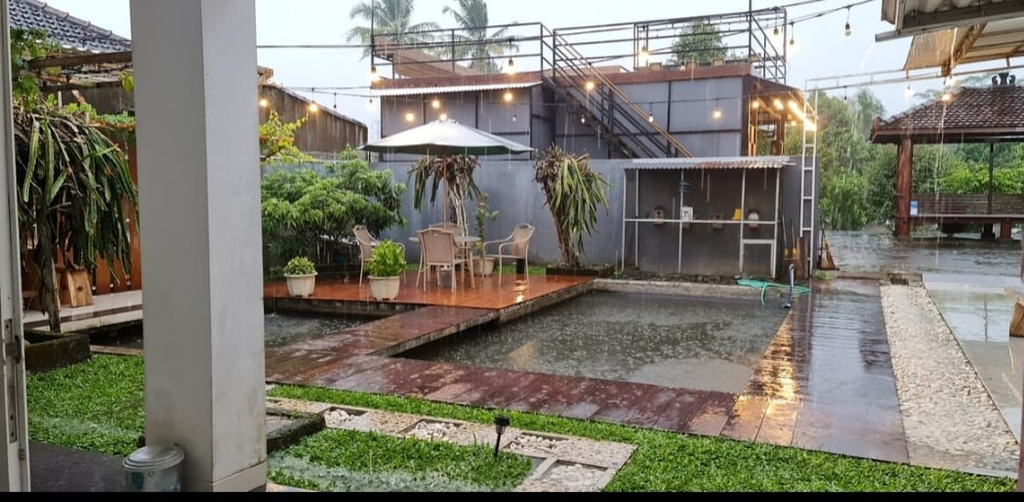 Others 4, AW Villa Jogokerten, Sleman