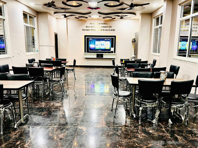 Food & Drinks, Hotel Kaaynat Mahal 25 Mtrs from Dargah, Ajmer