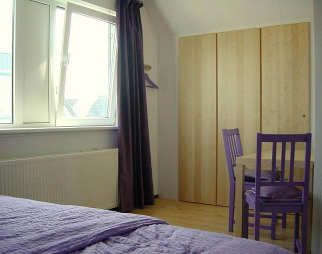 Room 5, Holiday Home Near Dutch Beach and Dunes, Zijpe