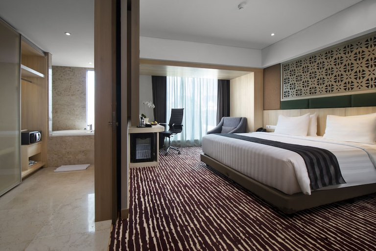 bedroom 12