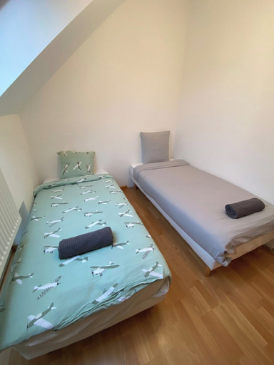 Room 2, Relaxed Luxury in the Sarthe Countryside, Sarthe