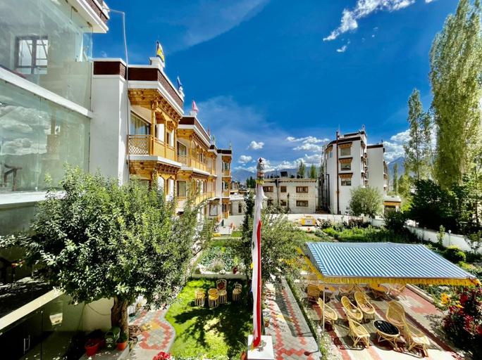 Others 3, Hotel Jigmet, Leh