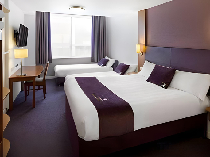Others 4, Premier Inn Reading Central, Reading