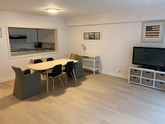 Dining 3, Panoramic Beachfront Bliss, West-Vlaanderen