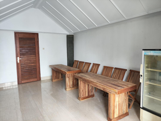 Others 2, Ega S Hostel, Klungkung