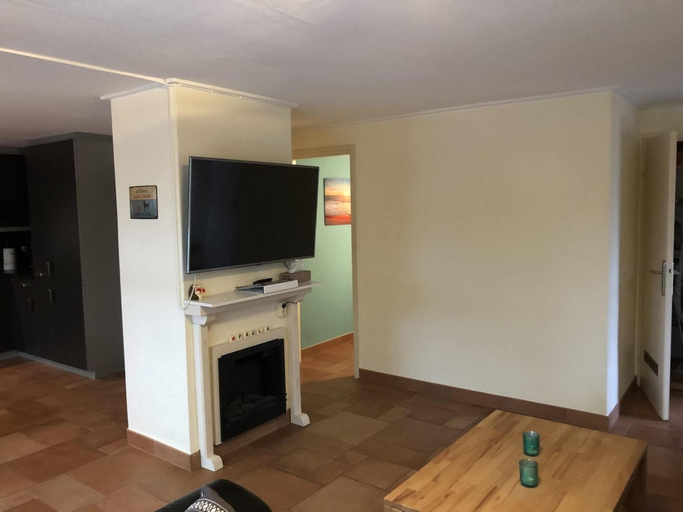Living room, Furnished Bungalow With Garden, Zijpe