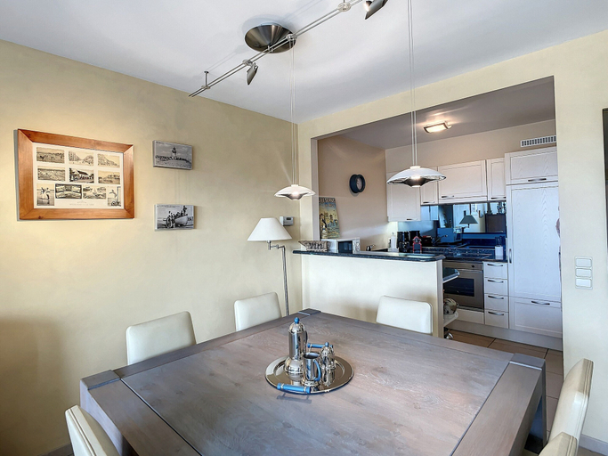 Dining 2, Apartment Near Belgian Coast With Terrace, West-Vlaanderen