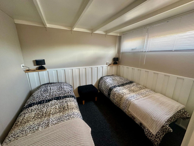 Room 4, Holiday Home in Elim Near Slagharen Park, Hoogeveen