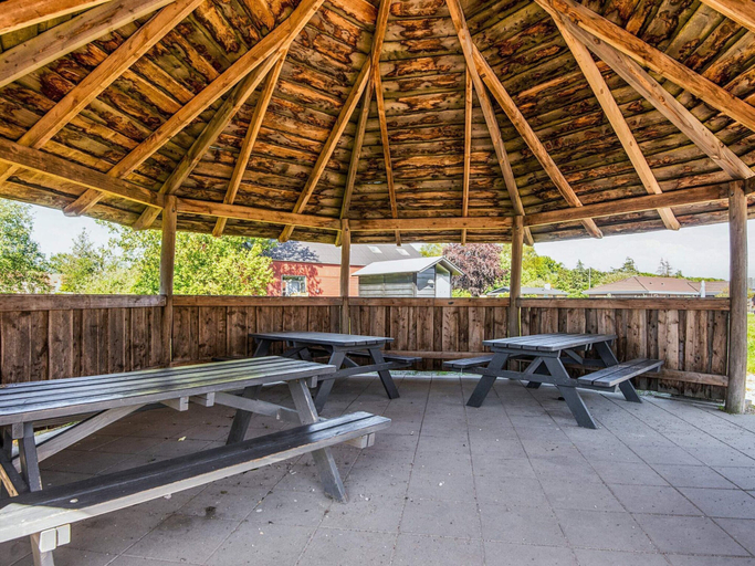 Outdoor dining 2, 8 Person Holiday Home in Glesborg, Norddjurs